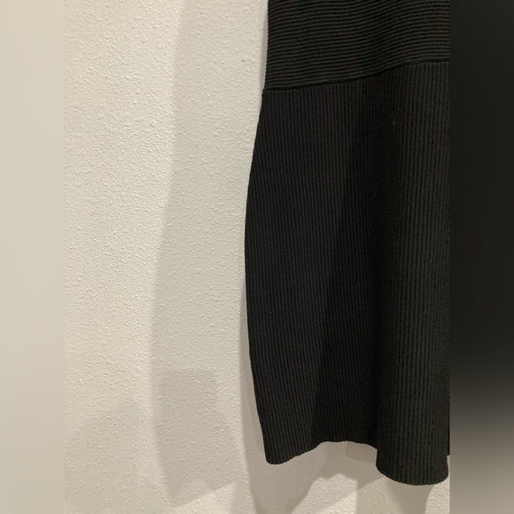 House Of Harlow Black Ribbed Feminine Mini Dress Neutral Contemporary Casual - Picture 3 of 9